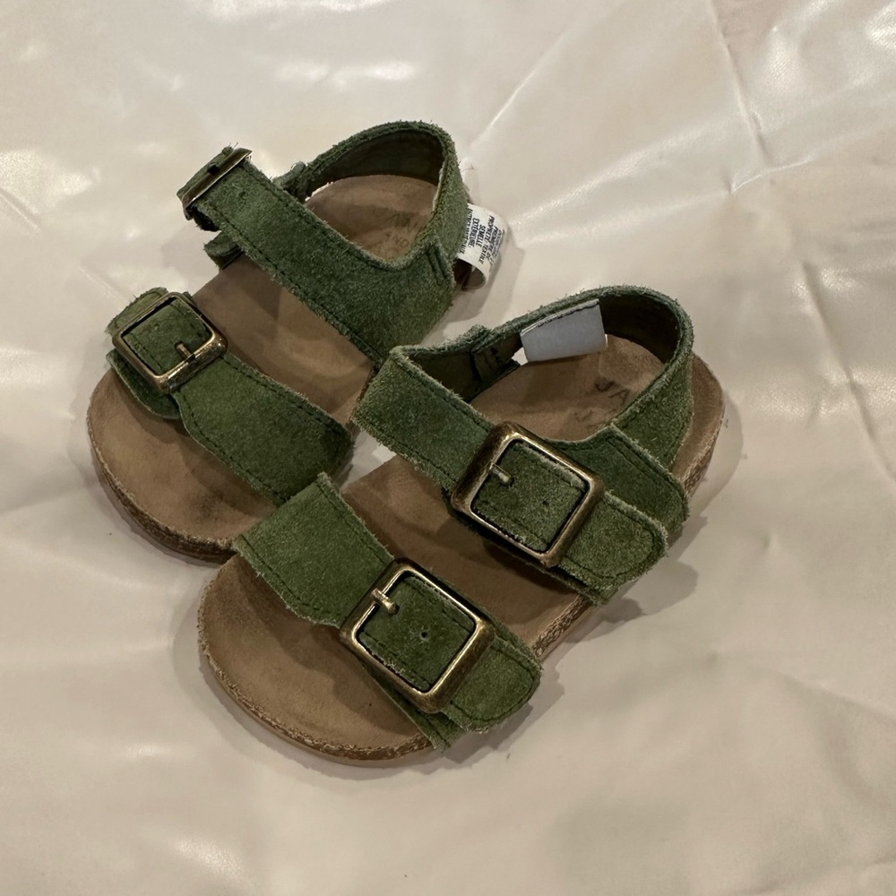 Janie and Jack sandals size 6-12 months